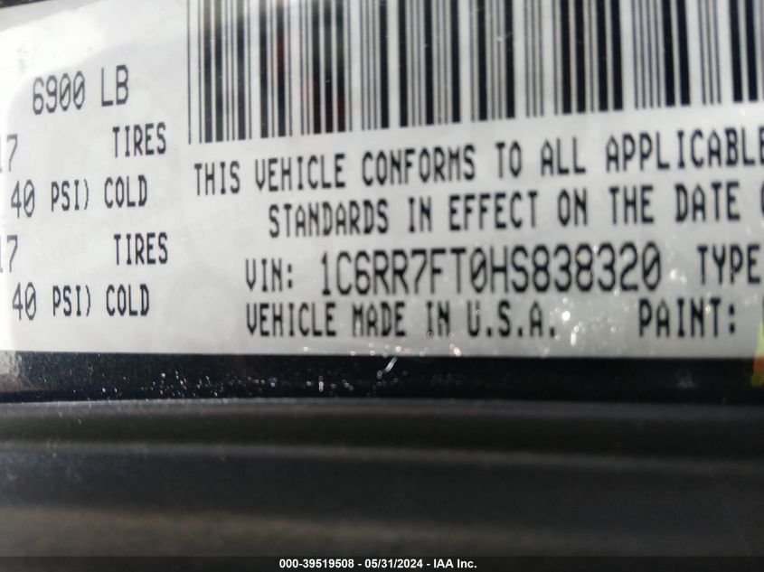 2017 Ram 1500 Express Quad Cab 4X4 6'4 Box VIN: 1C6RR7FT0HS838320 Lot: 39519508