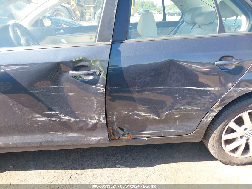 2010 Volkswagen Jetta Limited Edition VIN: 3VWRZ7AJ3AM147101 Lot: 39519521