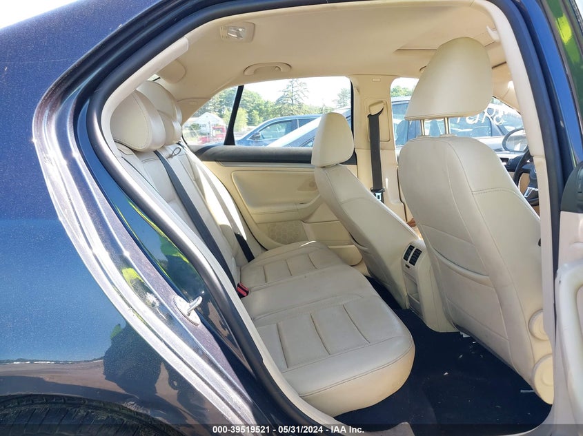 2010 Volkswagen Jetta Limited Edition VIN: 3VWRZ7AJ3AM147101 Lot: 39519521