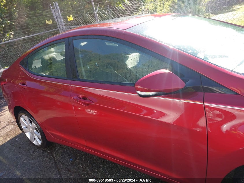 2013 Hyundai Elantra Limited VIN: 5NPDH4AE8DH311292 Lot: 39519583