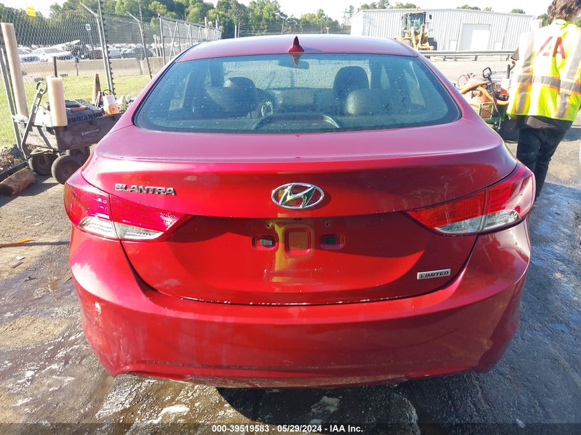 2013 Hyundai Elantra Limited VIN: 5NPDH4AE8DH311292 Lot: 39519583