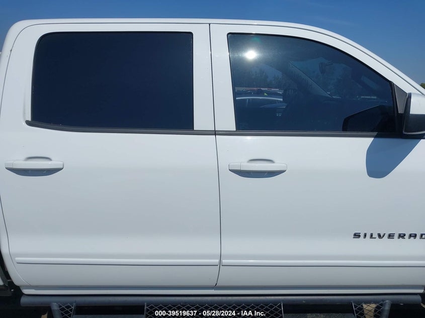 2018 Chevrolet Silverado 1500 2Lt VIN: 3GCUKREC4JG520427 Lot: 39519637