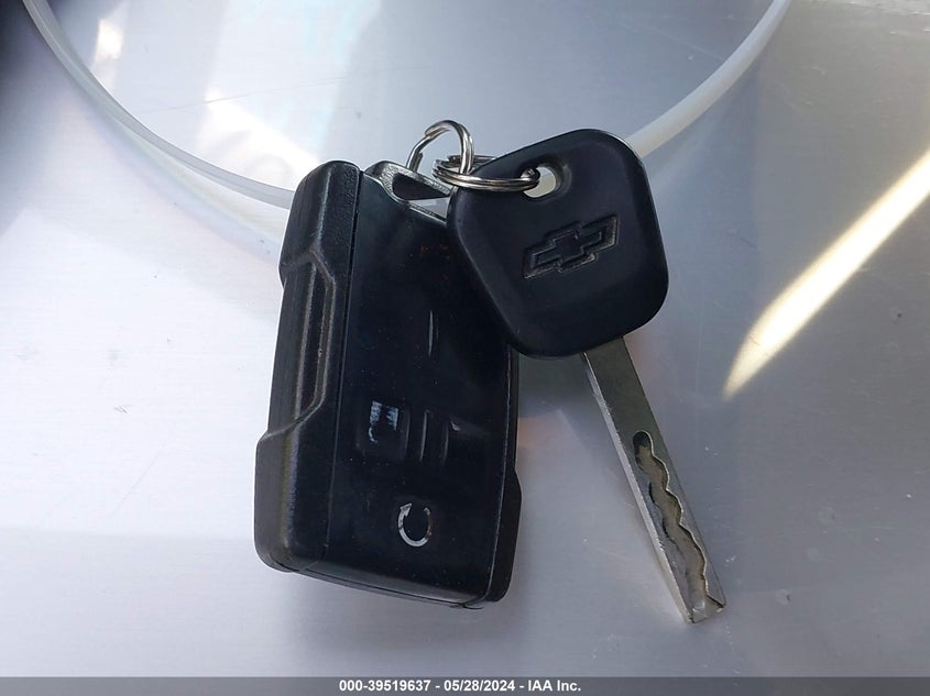 2018 Chevrolet Silverado 1500 2Lt VIN: 3GCUKREC4JG520427 Lot: 39519637