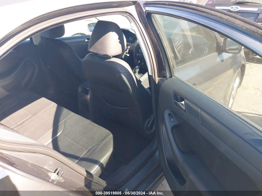 2012 Volkswagen Jetta 2.5L Se VIN: 3VWDX7AJ0CM323248 Lot: 39519805