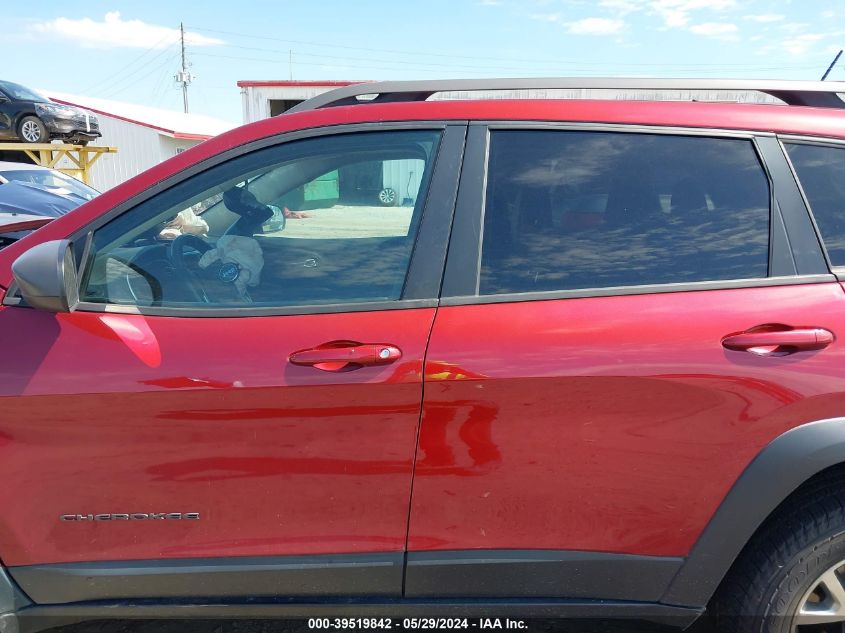 2015 Jeep Cherokee Trailhawk VIN: 1C4PJMBS7FW786855 Lot: 39519842