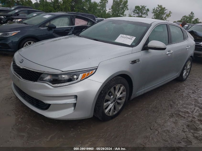 5XXGT4L38JG266871 2018 KIA OPTIMA - Image 2