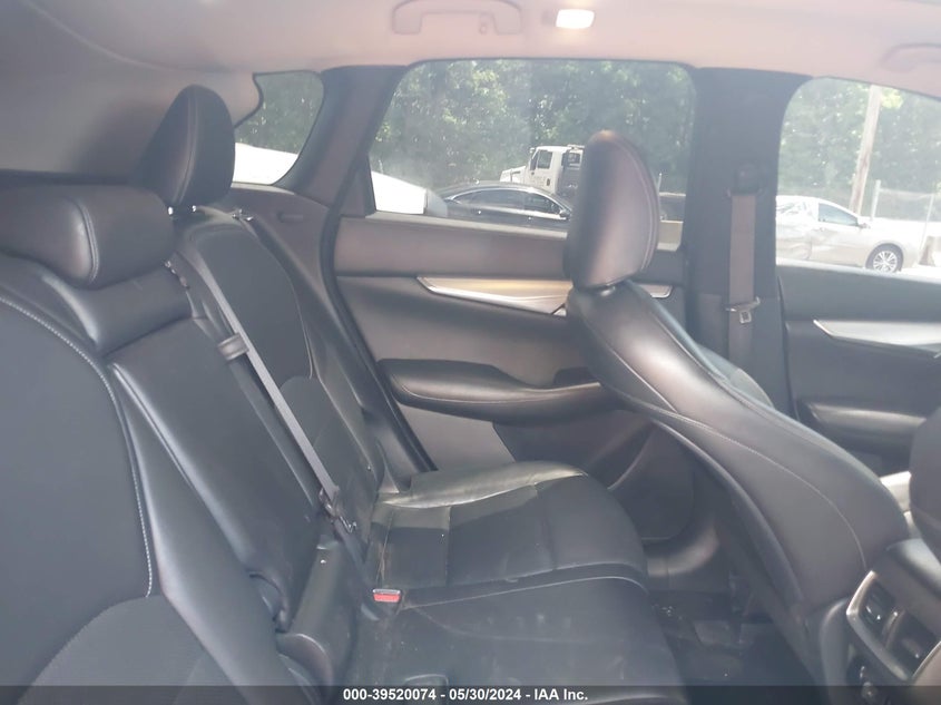 VIN 3PCAJ5M35KF121081 2019 INFINITI QX50 ESSENTIAL