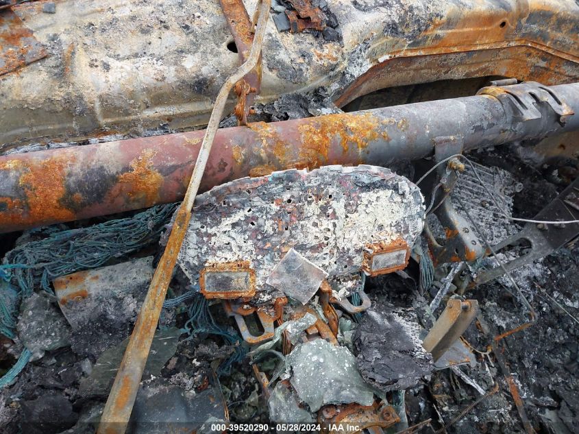 2005 Volkswagen Jetta Gli 1.8T VIN: 3VWSE69M15M023971 Lot: 39520290