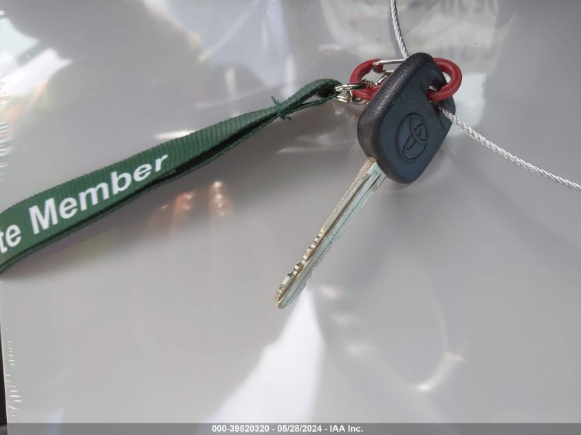 2005 Toyota Camry Le VIN: 4T1BE32K65U552382 Lot: 39520320