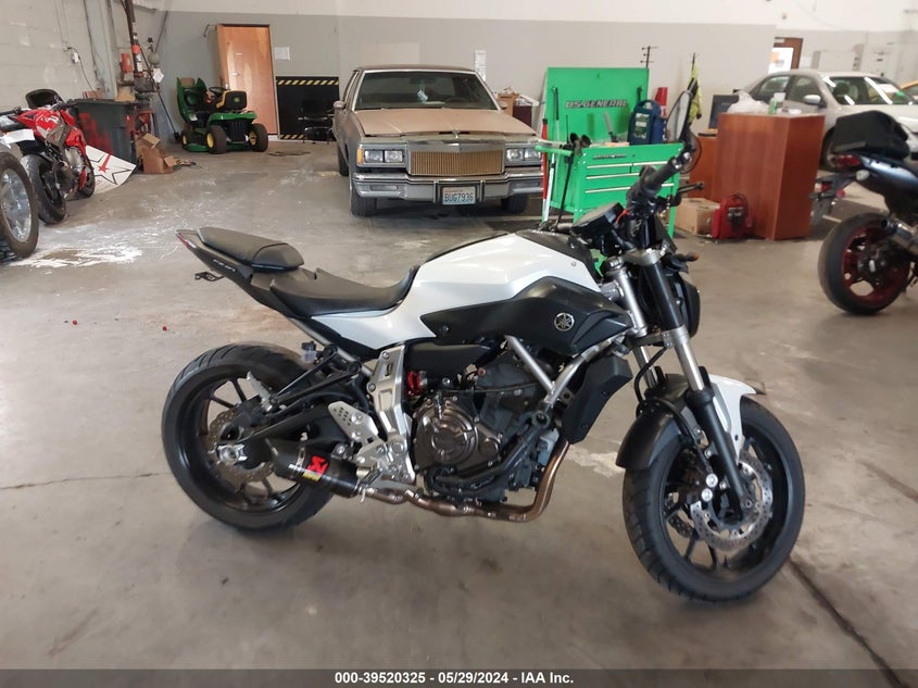 2015 YAMAHA FZ07 JYARM06E2FA002801