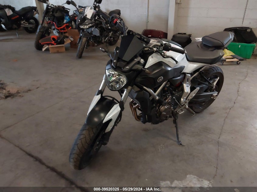 2015 YAMAHA FZ07 JYARM06E2FA002801