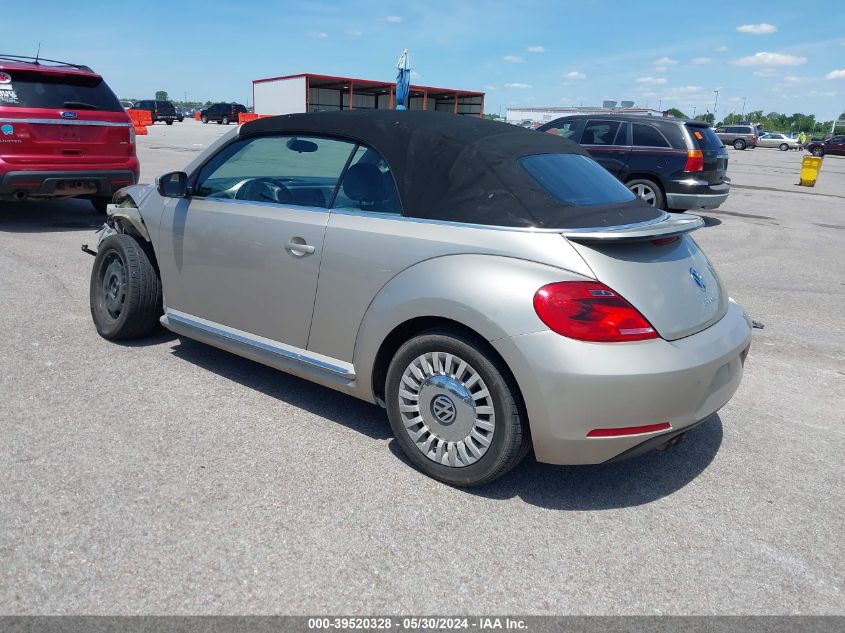 2013 Volkswagen Beetle 2.5L VIN: 3VW5P7AT5DM818679 Lot: 39520328