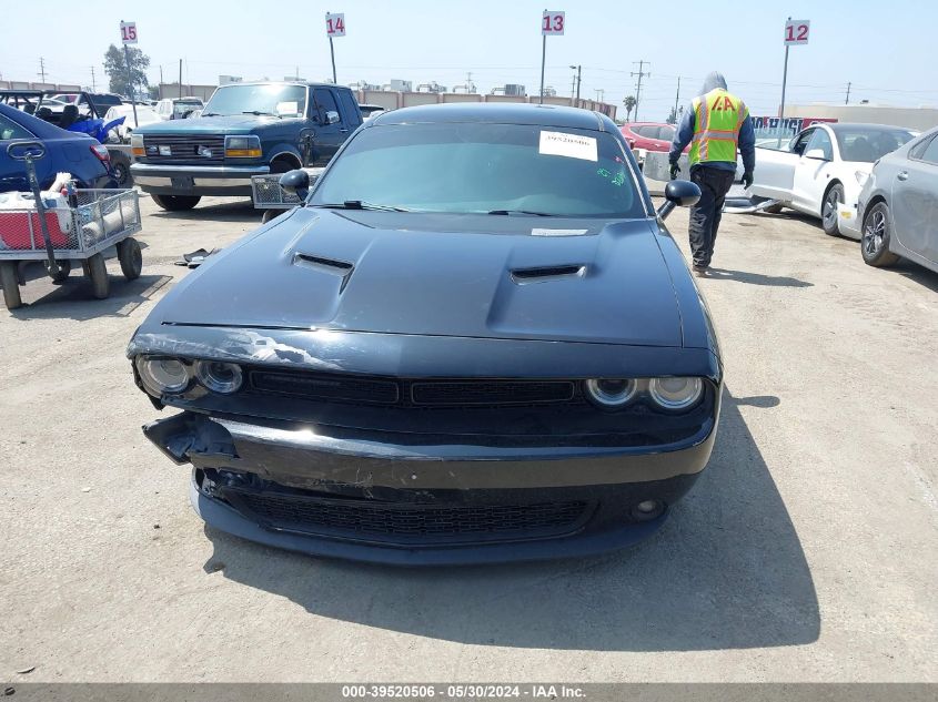 2018 Dodge Challenger Sxt VIN: 2C3CDZAG7JH111034 Lot: 39520506