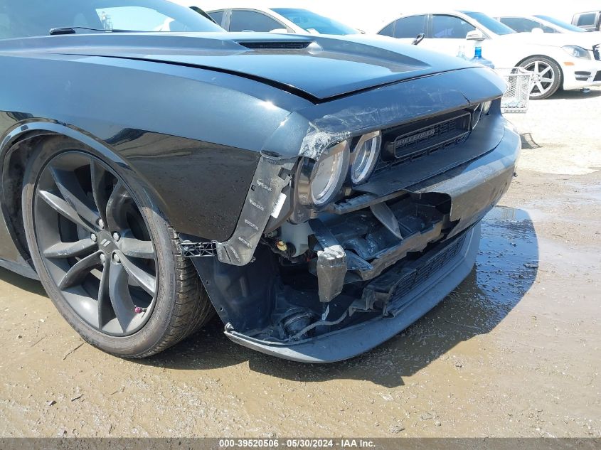2018 Dodge Challenger Sxt VIN: 2C3CDZAG7JH111034 Lot: 39520506