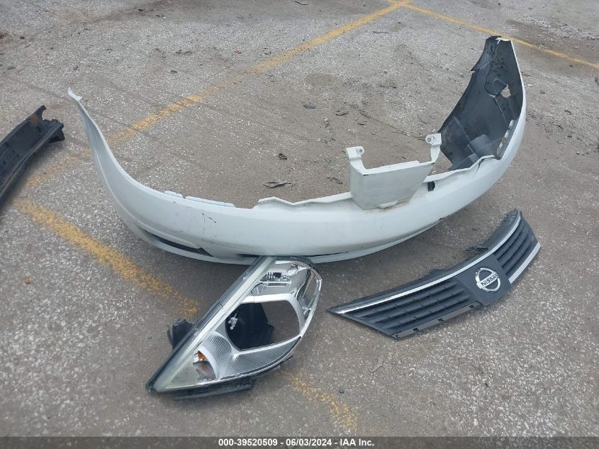 2008 Nissan Versa 1.8S VIN: 3N1BC13E18L399869 Lot: 39520509