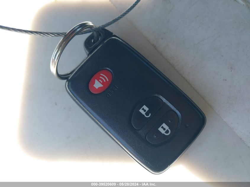 2011 Toyota Prius Two VIN: JTDKN3DUXB0308966 Lot: 39520609