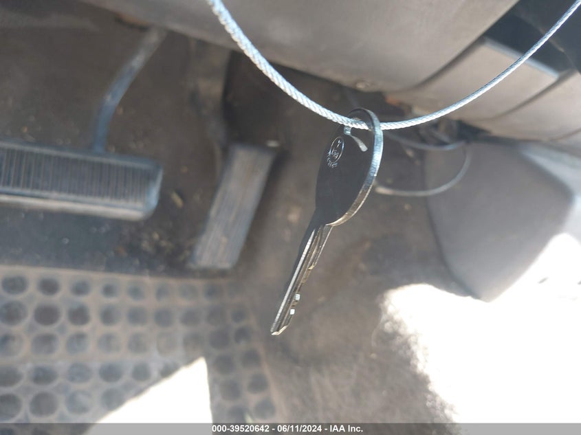 2001 Dodge Ram 1500 St VIN: 1B7HC16Y01S203831 Lot: 39520642