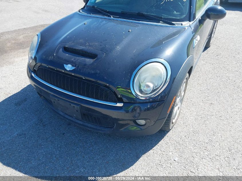 2008 Mini Cooper S VIN: WMWMF73518TT89108 Lot: 39520728