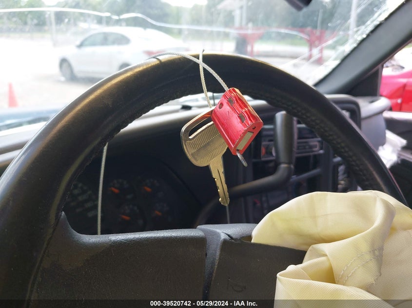 2003 Chevrolet Silverado 1500Hd Ls VIN: 1GCGC13U83F122004 Lot: 39520742