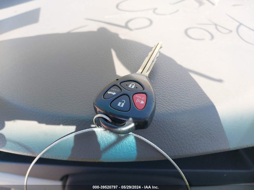 2010 Toyota Camry Le VIN: 4T1BF3EK1AU057977 Lot: 39520797