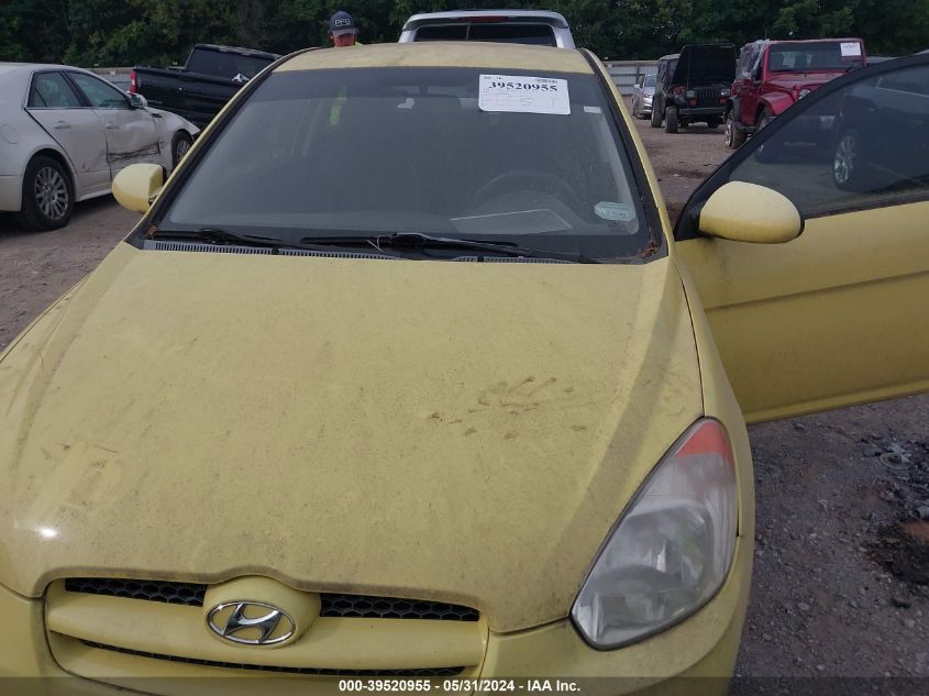 2008 Hyundai Accent Gs VIN: KMHCM36CX8U063482 Lot: 39520955