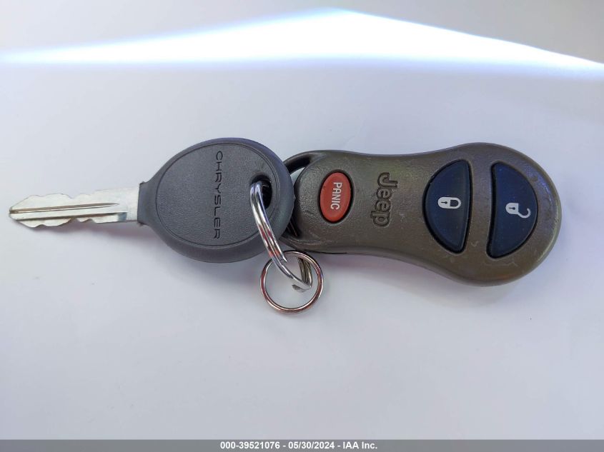 2000 Jeep Grand Cherokee Laredo VIN: 1J4G248S2YC300987 Lot: 39521076