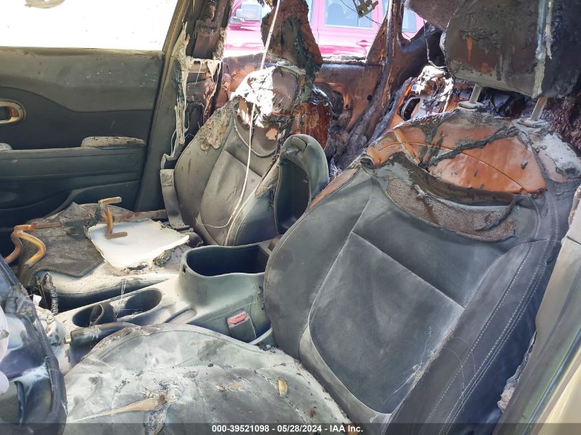 2015 Kia Soul VIN: KNDJN2A28F7213568 Lot: 39521098