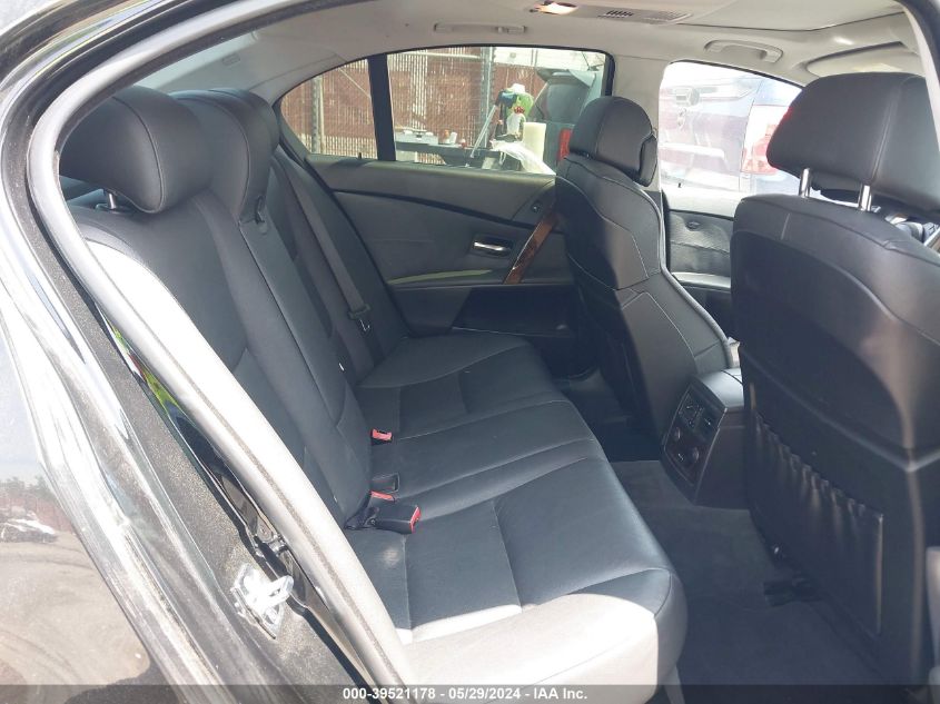 2007 BMW 525I VIN: WBANE53527CW64897 Lot: 39521178