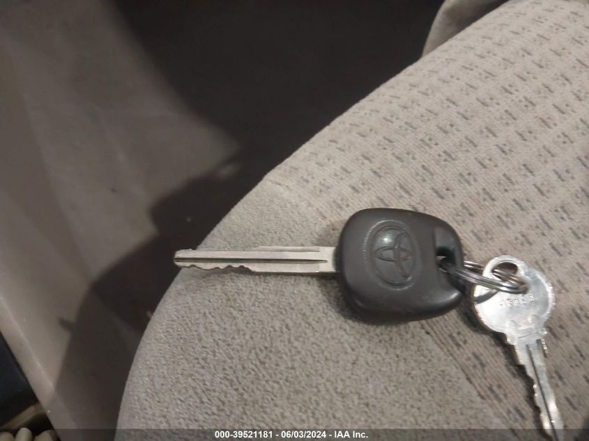 2005 Toyota Corolla Ce VIN: 1NXBR32E35Z447667 Lot: 39521181