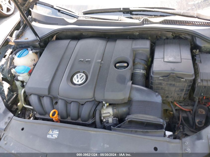 2010 Volkswagen Golf 4-Door VIN: WVWDA7AJ2AW085050 Lot: 39521324