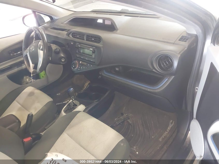 2013 Toyota Prius C Two VIN: JTDKDTB35D1031461 Lot: 39521444