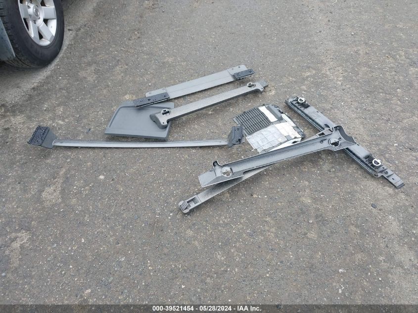 2005 Nissan Armada Se/Le VIN: 5N1AA08B75N739198 Lot: 39521454