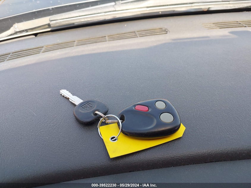 2005 Chevrolet Silverado 1500 Ls VIN: 2GCEK13TX51305450 Lot: 39522230