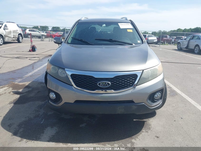 2011 Kia Sorento Lx VIN: 5XYKTCA17BG130119 Lot: 39522299