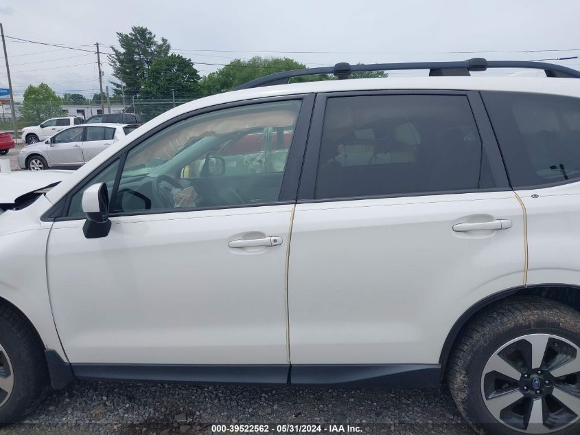 2017 Subaru Forester 2.5I Premium VIN: JF2SJAEC1HH409315 Lot: 39522562