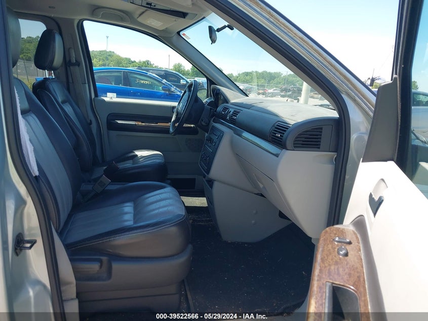 2005 Mercury Monterey Luxury VIN: 2MRDA22285BJ03386 Lot: 39522566