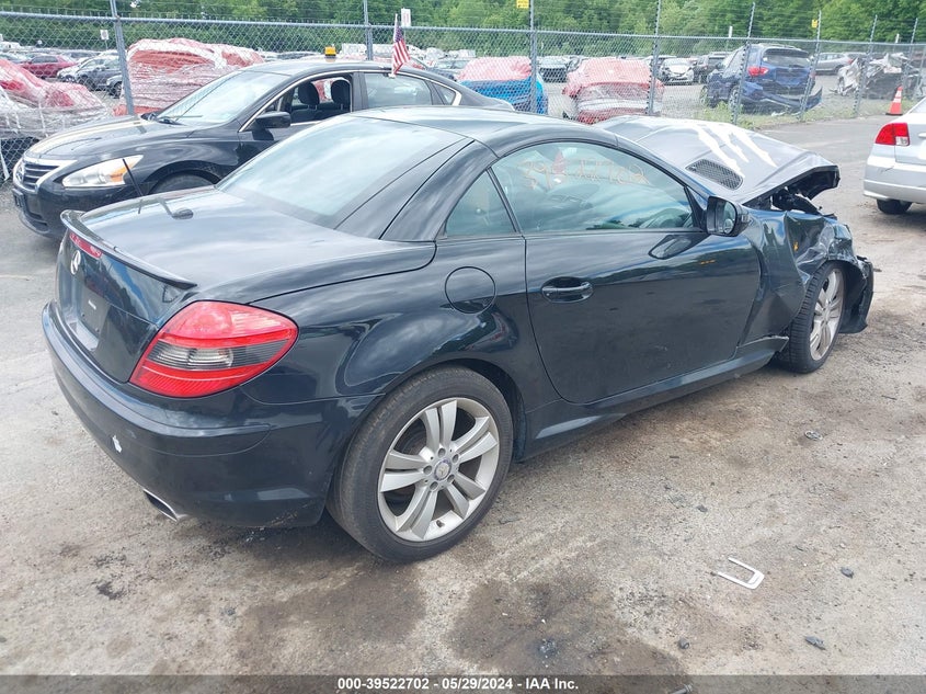 2011 Mercedes-Benz Slk 300 VIN: WDBWK5EA7BF240793 Lot: 39522702