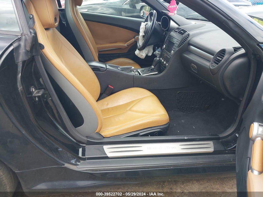 2011 Mercedes-Benz Slk 300 VIN: WDBWK5EA7BF240793 Lot: 39522702