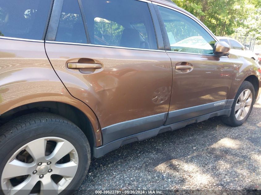 2011 Subaru Outback 2.5I Premium VIN: 4S4BRBCC3B3379928 Lot: 39522791