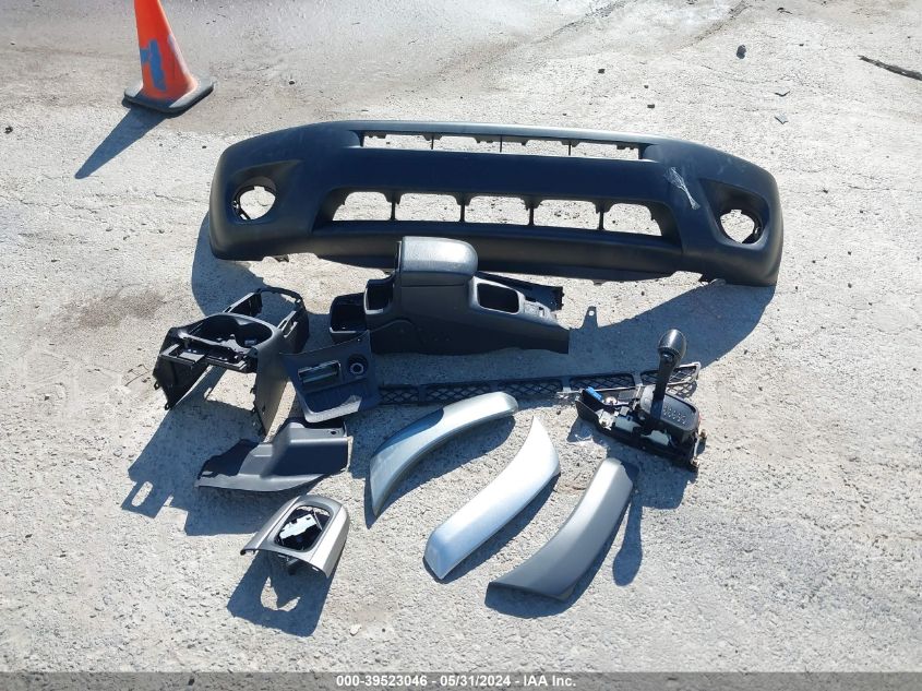 2004 Toyota Rav4 VIN: JTEHD20V740015076 Lot: 39523046