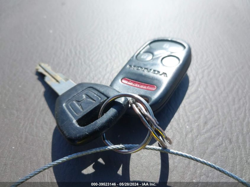 2000 Honda Accord 3.0 Ex VIN: 1HGCG1650YA042144 Lot: 39523146