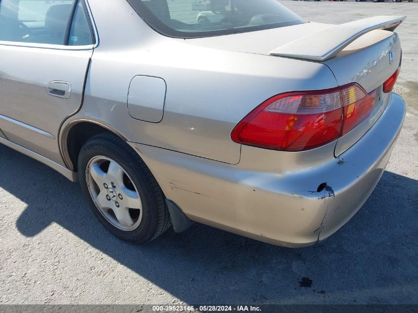 2000 Honda Accord 3.0 Ex VIN: 1HGCG1650YA042144 Lot: 39523146