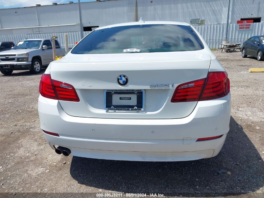 2011 BMW 528I VIN: WBAFR1C50BC751031 Lot: 39523211