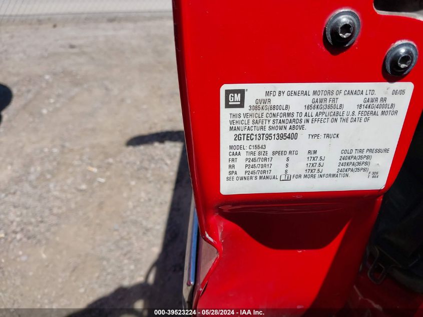 2005 GMC Sierra 1500 Sle VIN: 2GTEC13T951395400 Lot: 39523224