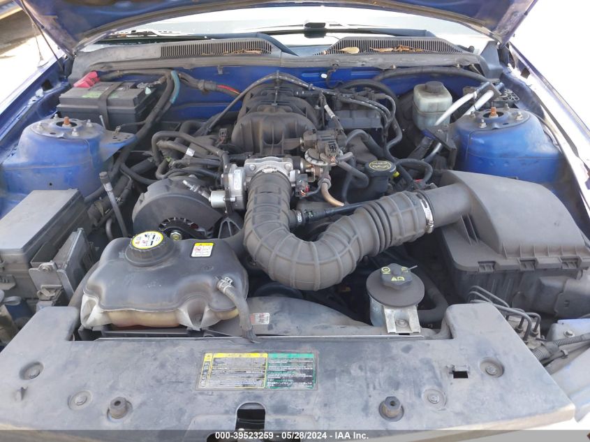 2005 Ford Mustang V6 Deluxe/V6 Premium VIN: 1ZVFT80N355183896 Lot: 39523259