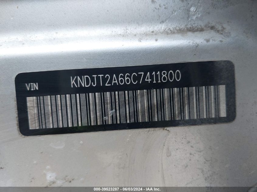 2012 Kia Soul + VIN: KNDJT2A66C7411800 Lot: 39523287