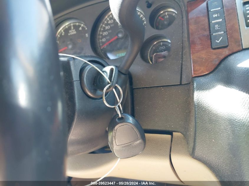 2007 Chevrolet Suburban 1500 Ltz VIN: 3GNFC16007G196310 Lot: 39523447