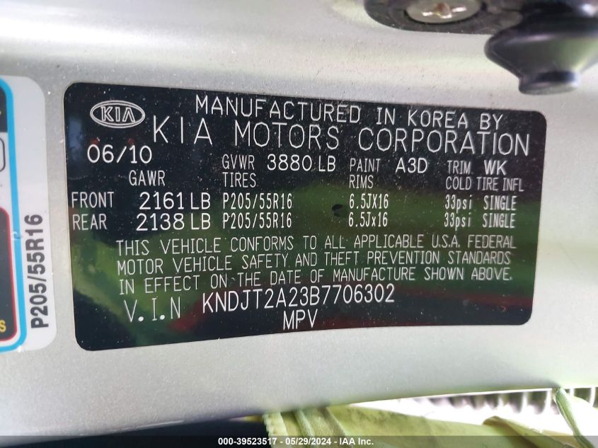 2011 Kia Soul + VIN: KNDJT2A23B7706302 Lot: 39523517