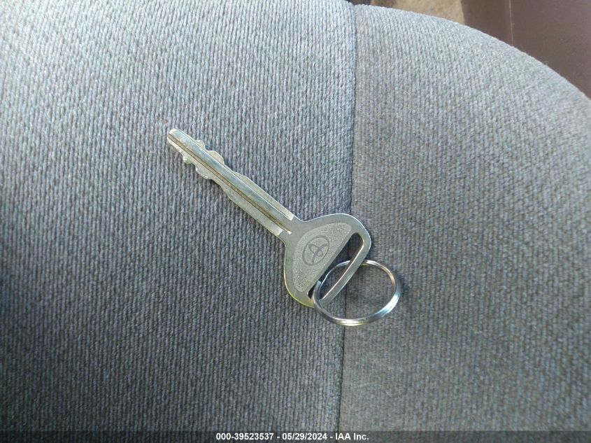 1999 Toyota Camry Le VIN: 4T1BG22K1XU612530 Lot: 39523537