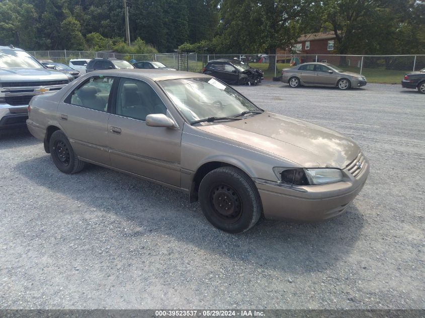 1999 Toyota Camry Le VIN: 4T1BG22K1XU612530 Lot: 39523537